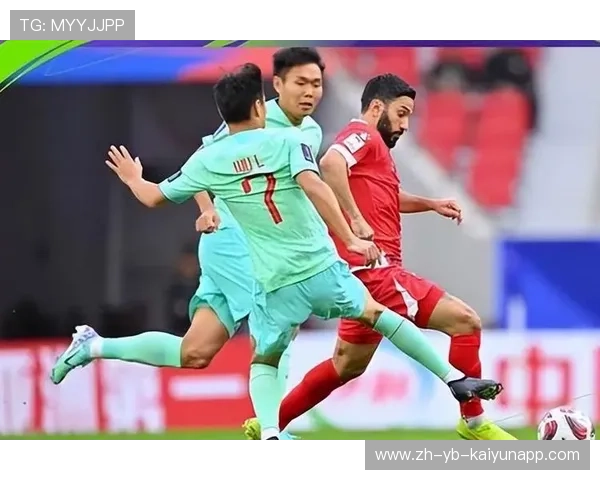 亚洲杯赛场上悬念重重，球迷关注热度不减，亚洲杯的比赛
